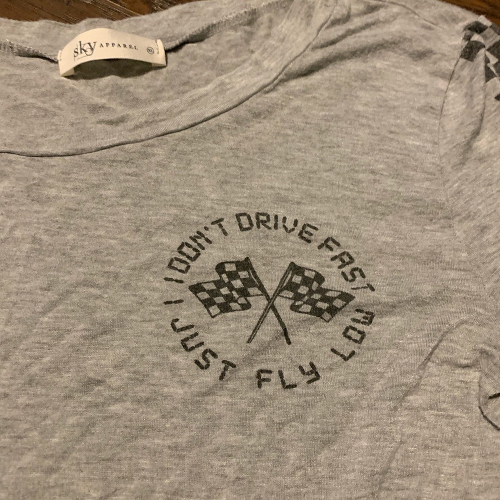 Sky apparel ladies long sleeve gray T-shirt sz XL - Picture 2 of 3